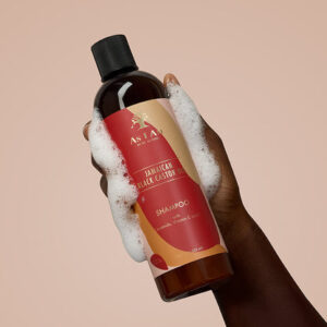 jamaicanblackcastoroilshampooportraithand.jpg